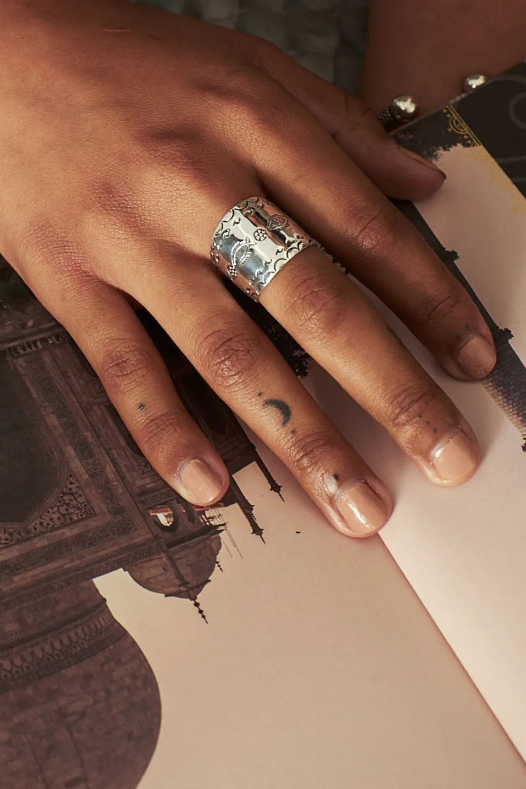 Ahi Tribal Ring