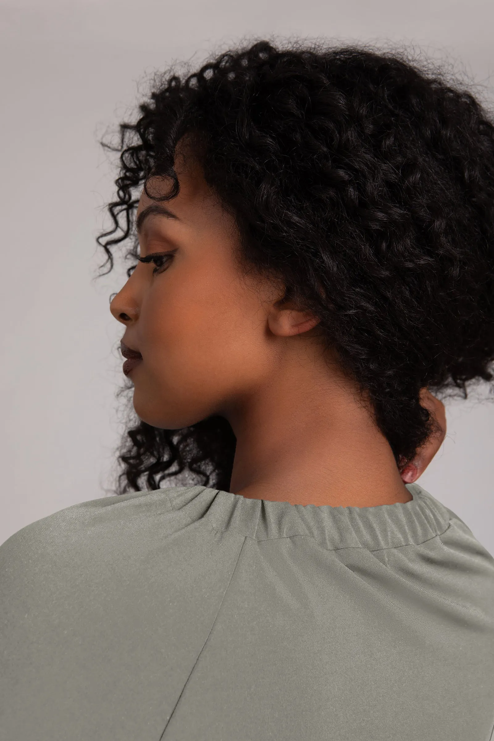 Fleece Back Jersey Move Pullover with Elastic Cuff | Taupe
