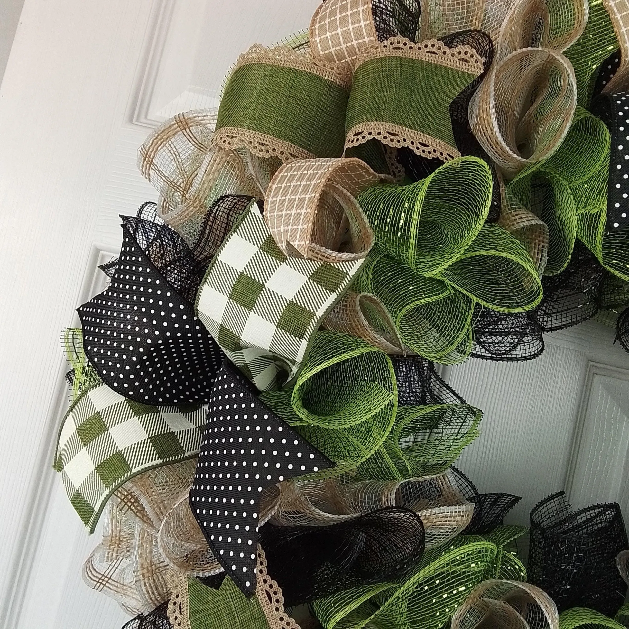Moss Green Everyday Wreath - Birthday Gift for Her - Burlap Year Round Wreath (Moss/Black)