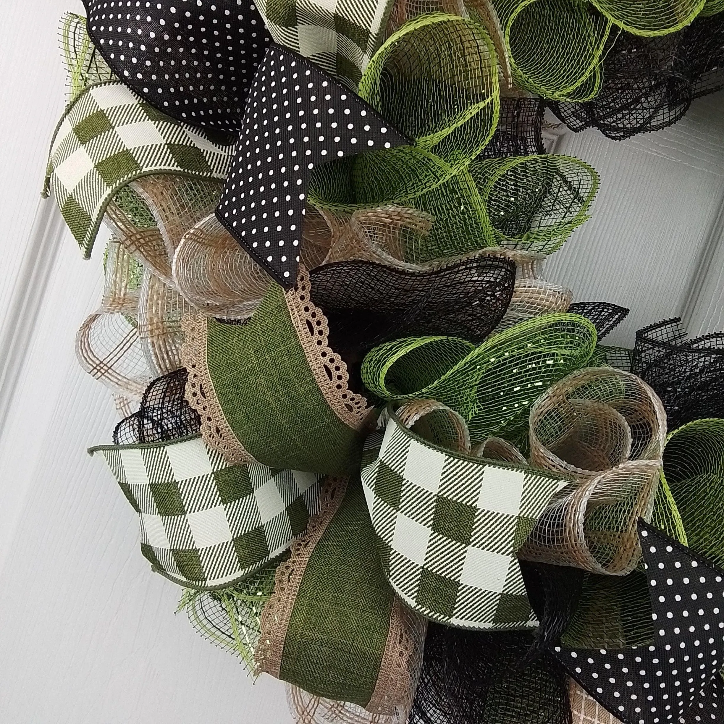 Moss Green Everyday Wreath - Birthday Gift for Her - Burlap Year Round Wreath (Moss/Black)