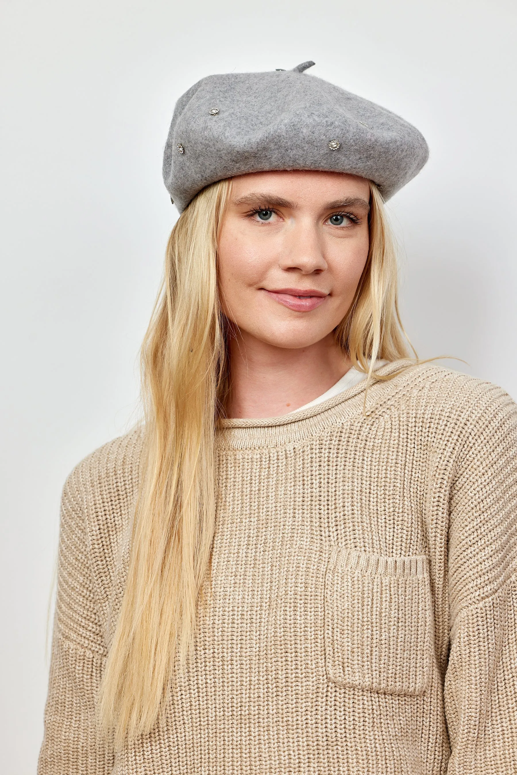 Novelty Beret