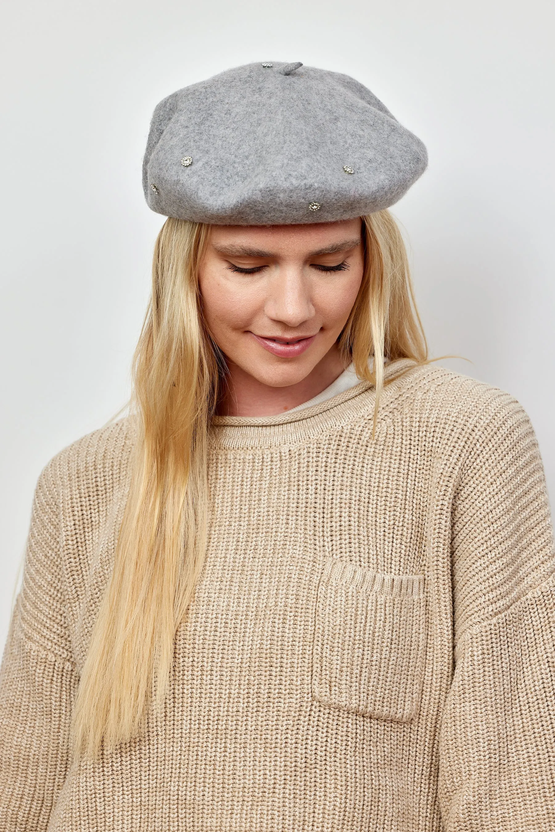 Novelty Beret