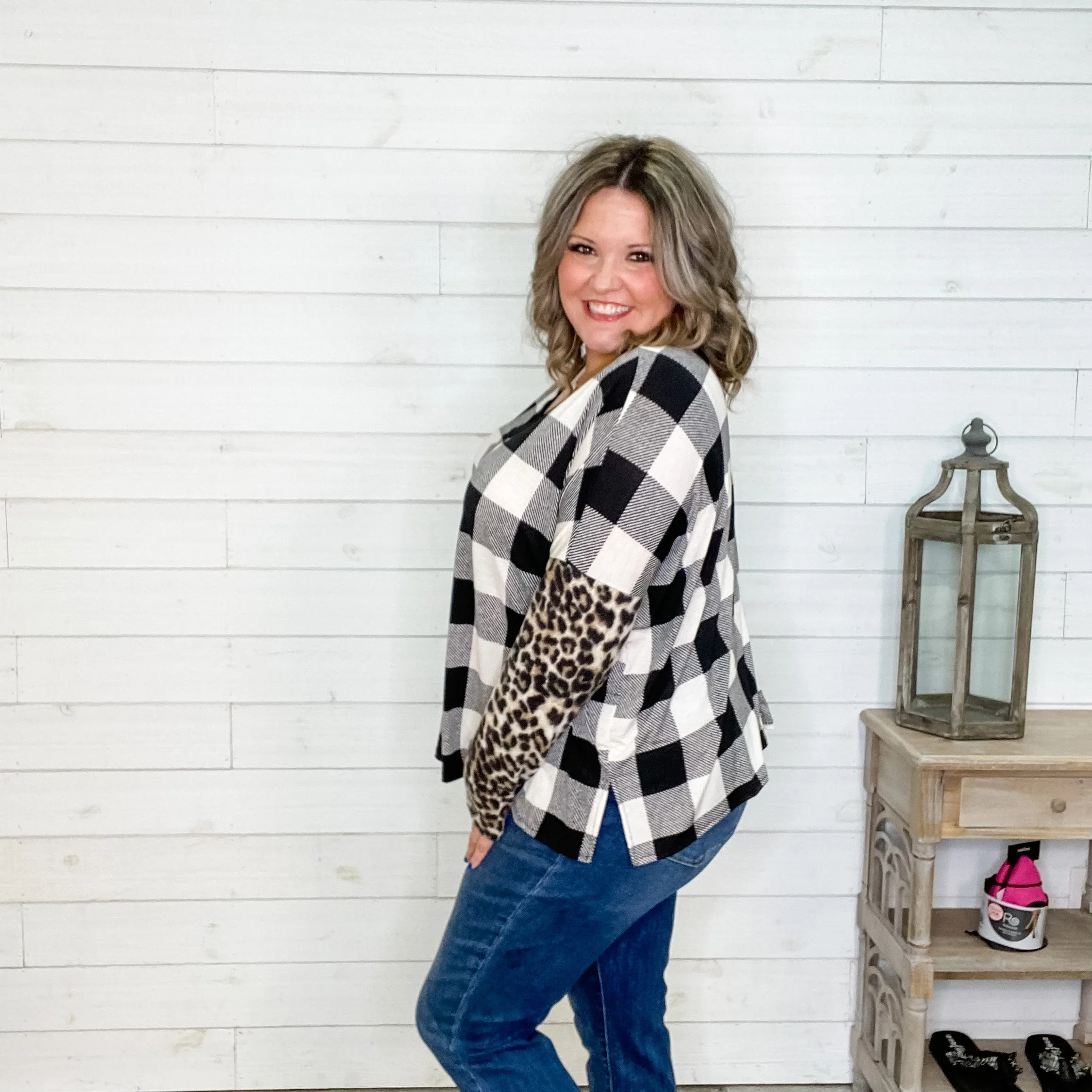 "Carmen" Long Sleeve Print Block V Neck
