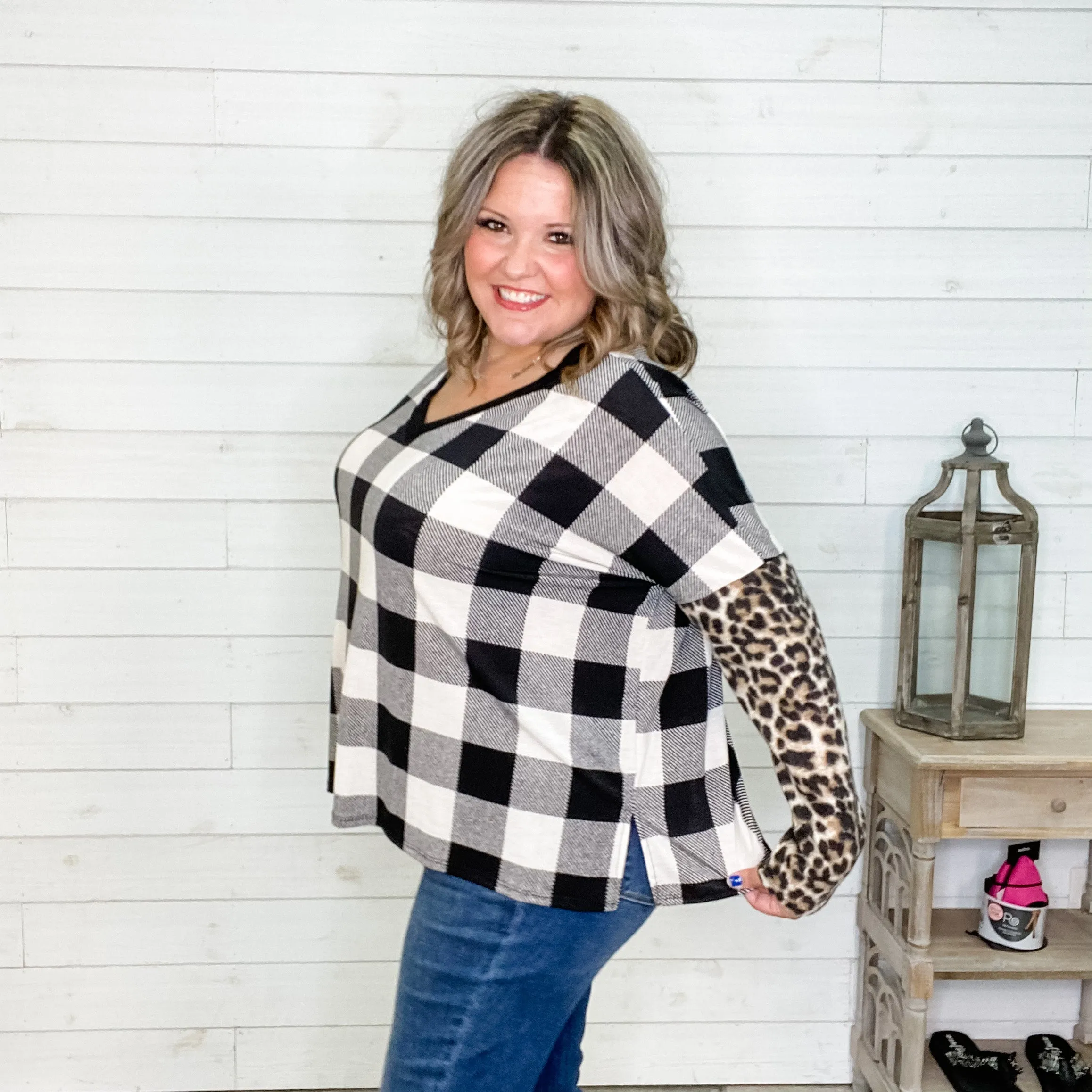"Carmen" Long Sleeve Print Block V Neck