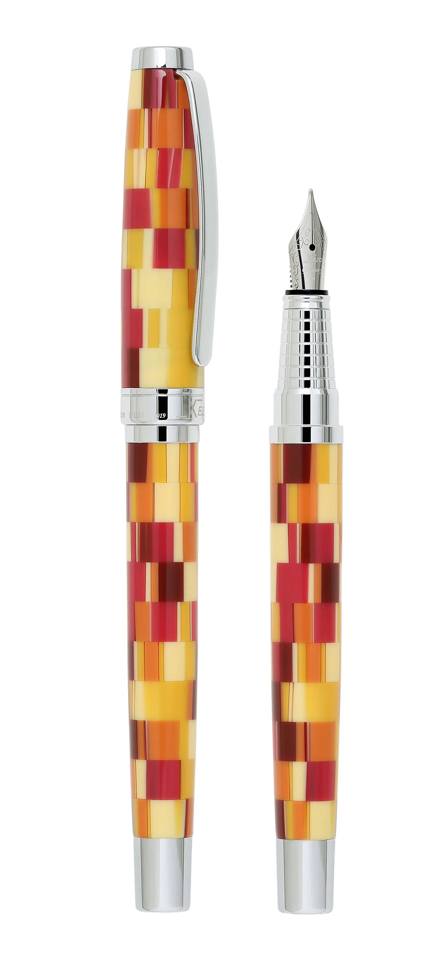 Urbanite I Acrylic & Brass Fountain Pen (Medium Nib) - Retro Red